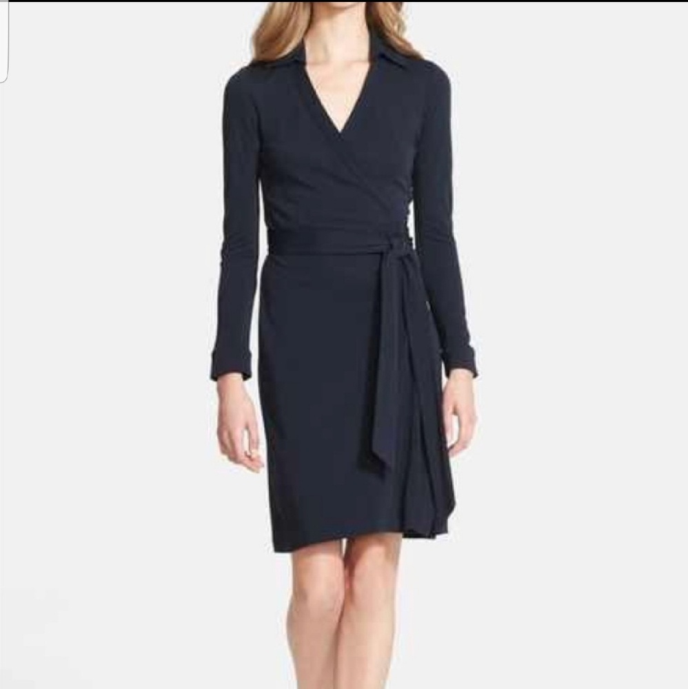 Diane Von Furstenberg Julian black wrap dress sz 8